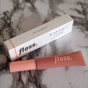 Floss Lip Gloss Lax